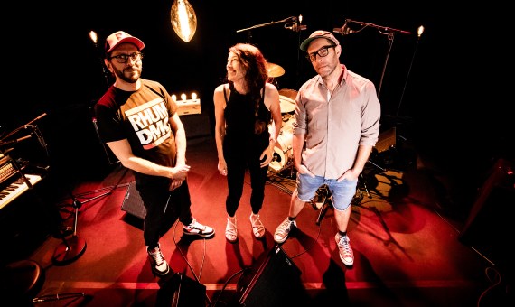 les 3 membres du groupe Betty Pop